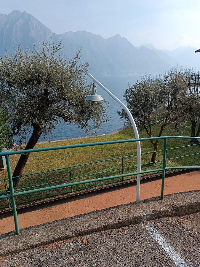 Studio Zu - Lakeside Apartment Riva di Solto Exterior photo