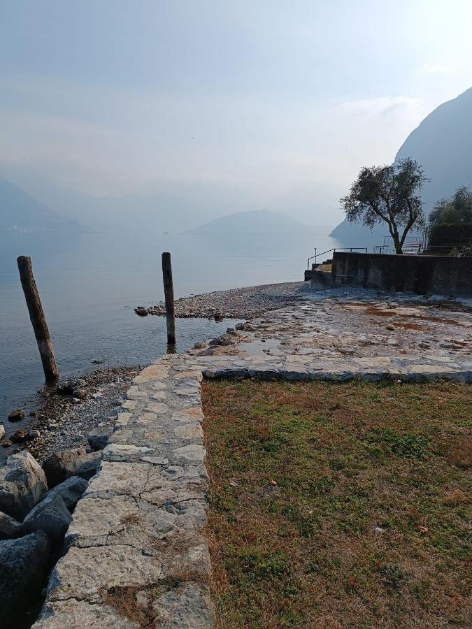 Studio Zu - Lakeside Apartment Riva di Solto Exterior photo