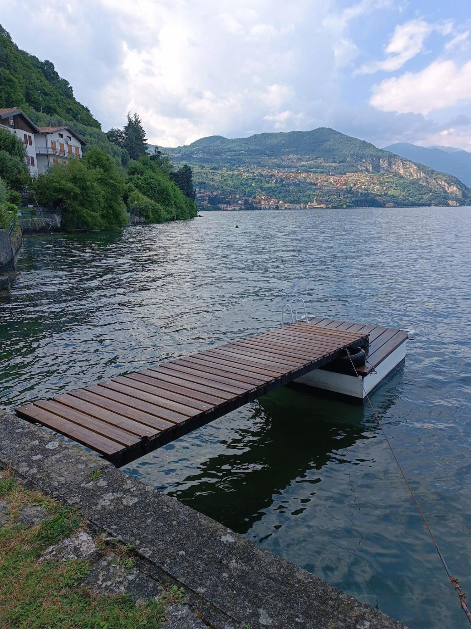 Studio Zu - Lakeside Apartment Riva di Solto Exterior photo